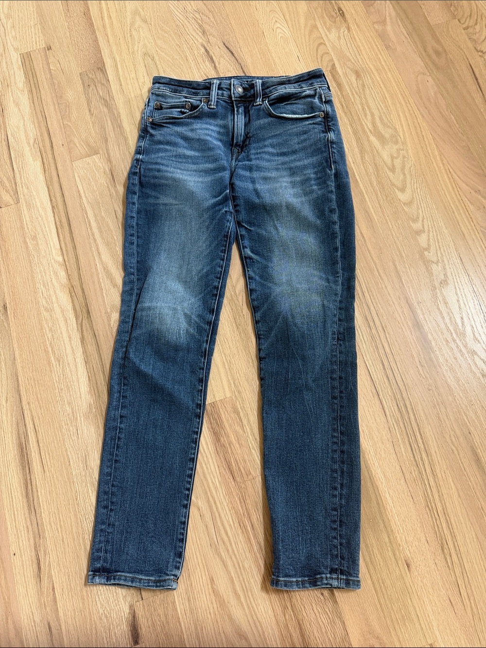 American Eagle 28x30 Dark Blue Skinny Jeans